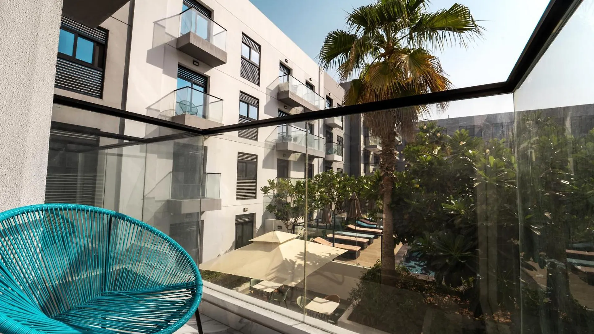 Izzzi Life Mint Aparthotel Dubai 0*,